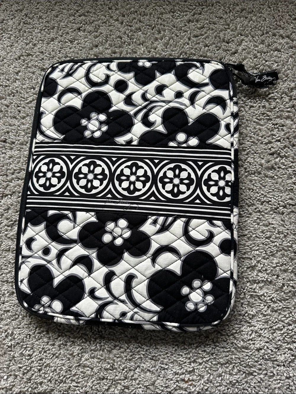 Vera Bradley tablet case black and white 
